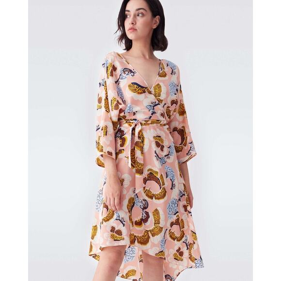 Diane Von Furstenberg Dresses & Skirts - Diane Von Furstenberg Eloise Floral Silk Wrap Dress